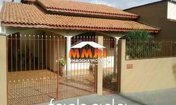 Imagem: Casa com 3 dormitórios à Venda no Centro