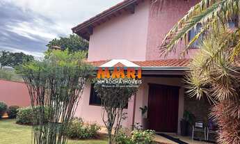 Imagem 2: Casa com 3 dormitórios à venda no Centro de Capela do Alto/SP