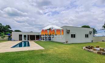 Imagem: Luxuosa Chácara à Venda em Araçoiaba