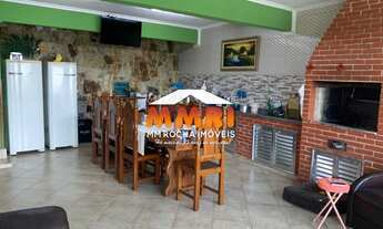 Imagem 2: Chácara com Piscina e 3 Suítes em Santa Isabel à VENDA!