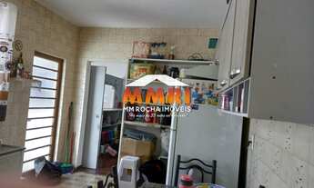 Imagem 5: Casa com Salão comercial na frente À VENDA na General Carneiro em Sorocaba