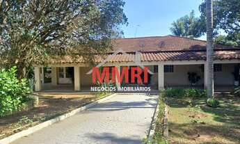 Imagem: Chácara de 8.000m² com PISCINA à venda