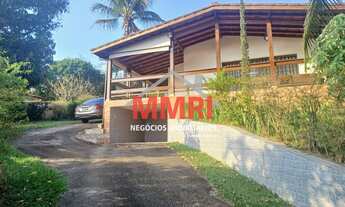 Imagem: Chácara com Piscina no Monte Bianco, de