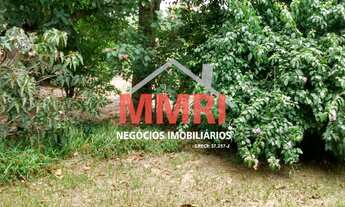 Imagem 4: Chácara de 2.000m² à venda em Sarapuí-SP, bairro Morada do Sol: 3 quartos, 1 suíte e 300m²