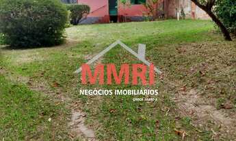 Imagem 2: Chácara de 2.000m² à venda em Sarapuí-SP, bairro Morada do Sol: 3 quartos, 1 suíte e 300m²