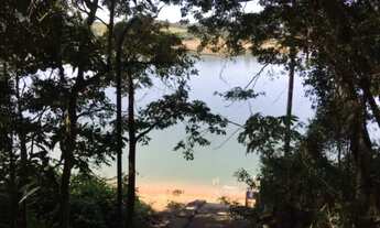 Imagem: CHÁCARA COM 8 DORMITÓRIOS E PE NA ÁGUA