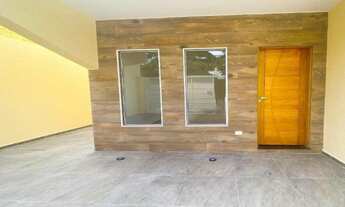 Imagem: SOBRADO COM 3 DORMITÓRIOS E VISTA DA PEDRA