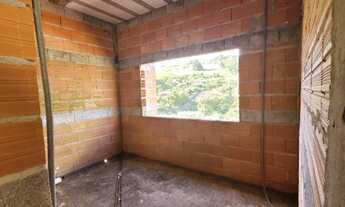 Imagem 5: TERRENO DE 190m2 COM CONSTRUÇÃO JÁ EDIFICADA E COBERTA EM BATATUBA