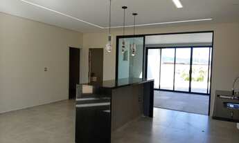 Imagem 5: CASA TÉRREA EM CONDOMÍNIO DE ATIBAIA COM 3 SUÍTES E PISCINA