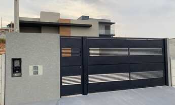 Imagem: EXCELENTE CASA TÉRREA COM 3 DORMITÓRIOS