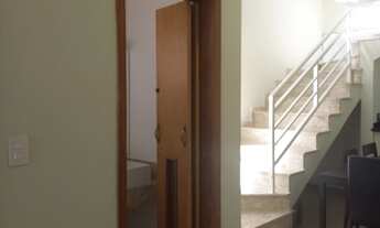 Imagem 3: SOBRADO COM 3 DORMITÓRIOS E PISCINA COM VISTA DA PEDRA GRANDE