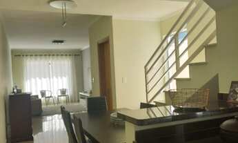 Imagem 5: SOBRADO COM 3 DORMITÓRIOS E PISCINA COM VISTA DA PEDRA GRANDE