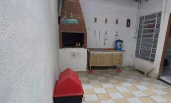 Imagem 2: SOBRADO NO ALTO DO ALVINÓPOLIS COM 3 DORMITÓRIOS E VISTA DA PEDRA