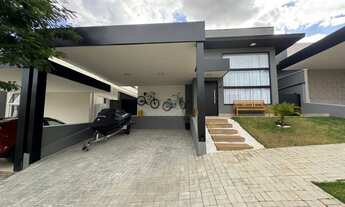 Imagem 4: CASA EM CONDOMÍNIO COM 3 SUÍTES REPLETA DE MOVEIS PLANEJADOS