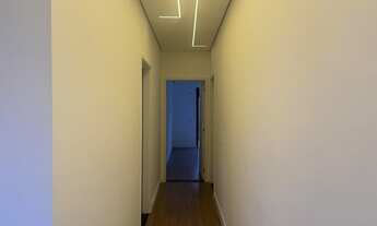 Imagem 2: SOBRADO EM CONDOMÍNIO COM 3 SUÍTES E PERSIANAS AUTOMATIZADAS E AR