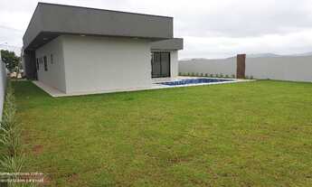 Imagem 4: CASA COM 3 SUÍTES E 240m2 DE FINO ACABAMENTO EM CONDOMÍNIO DE ATIBAIA