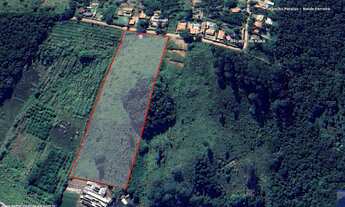Imagem: Terreno com mais de dois hectares, área
