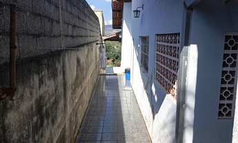 Imagem 4: CASA COM 3 DORMITÓRIOS E QUINTAL GRANDE COM POMAR ACEITA PERMUTA