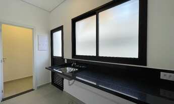 Imagem 2: CASA TÉRREA DE CONDOMÍNIO COM 3 SUÍTES EM REGIÃO NOBRE DE ATIBAIA