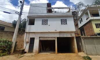 Imagem: Vendo Prédio no bairro Arcozelo em Paty