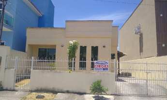 Imagem 2: DELGADO aluga CASA com 2 quartos no CONDOMÍNIO LADY DAY - Itaborai