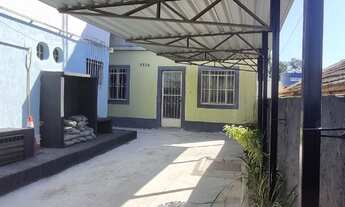 Imagem 2: DELGADO aluga CASA para FINS COMERCIAIS com 2 quartos em Venda das Pedras - ITABORAI