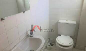 Imagem 5: Sala com 34,39m² e 02 banheiros no Vila da Serra