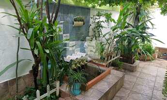 Imagem 7: Casa em Condomínio de Luxo com 4 Quartos e 2 Suítes no Bairro Pechincha, Rio de Janeiro