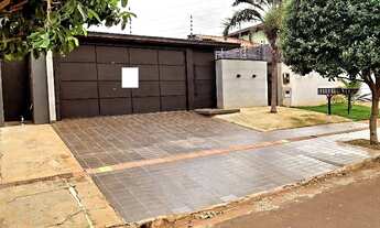 Imagem: CASA RESIDENCIAL em DOURADOS - MS, FLOR