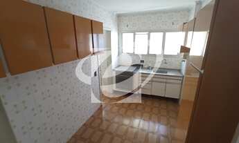 Imagem 4: 3 dormitórios na Rua Bertioga