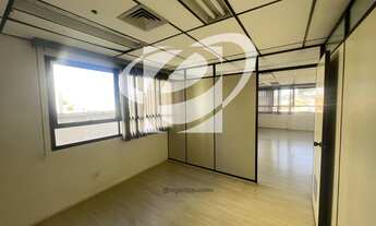 Imagem: 2 banheiro na Avenida Doutor Luís Rocha