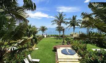 Imagem: Casa Frente ao Mar em Condomínio na Praia