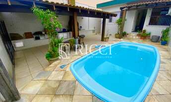 Imagem 1: Casa com piscina, Casa com churrasqueira