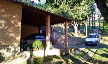 Imagem 7: Sítio com muita água próximo ao asfalto