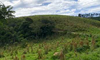 Imagem 5: Vista e Mata com Nascente a 500m do Asfalto