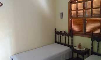 Imagem 6: Estrutura para moradia e criação de animais