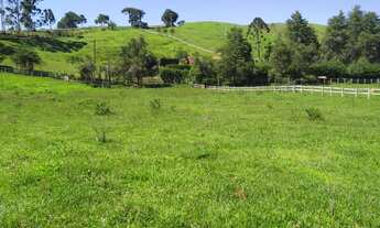 Imagem: Topografia baixa, lazer e conforto com clima