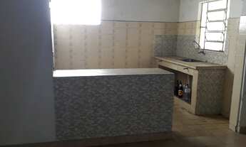 Imagem 7: Boa Estrutura, Terreno Amplo, Quintal e Excelente Localização