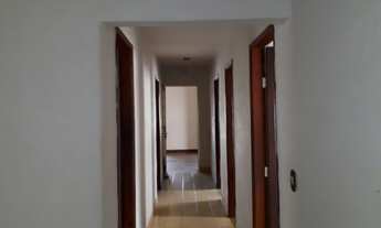 Imagem 5: Boa Estrutura, Terreno Amplo, Quintal e Excelente Localização