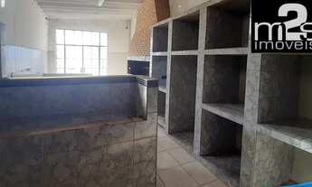 Imagem 6: Excelente Localização, Fluxo Intenso de Pedestres e Veículos, Próximo ao Centro