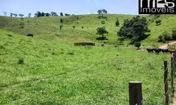 Imagem 6: Vista das Montanhas, Próximo ao Centro da Cidade e Clima Excelente