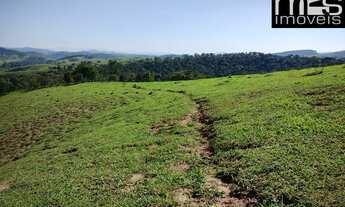 Imagem 2: Vista das Montanhas, Próximo ao Centro da Cidade e Clima Excelente