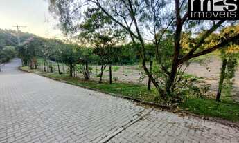 Imagem: Terreno à venda em Cunha-SP, bairro Vila