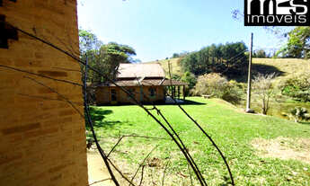 Imagem 3: Imperdível Sitio à Venda em Guaratinguetá-SP, Bairro Pessegueiro, 10 Quartos, 3 Suítes, 7