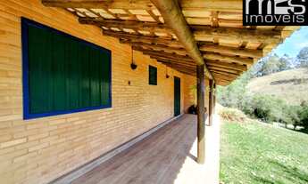 Imagem 2: Chácara à venda em Cunha-SP, bairro Rural com 2 quartos, 2 hectares e 100m² de área constr