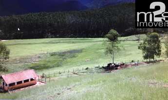 Imagem 4: Fazenda de 968.000m² à venda em Lagoinha-SP, com 4 quartos, 1 suíte e clima excelente!