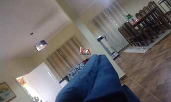 Imagem 3: Linda Chácara Mobiliada com Piscina e 2.400M² Área de Terreno no Barreiro em Taubaté-SP