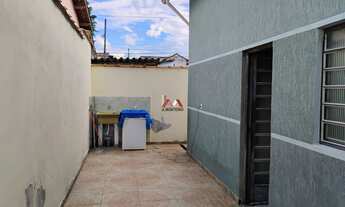 Imagem 1: Imperdível: Casa de 3 quartos no Residencial Maricá em Pindamonhangaba-SP, com 2 banheiros