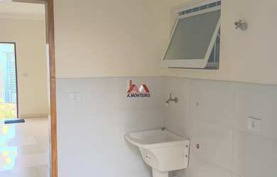 Imagem 6: Imperdível! Casa à venda em Taubaté-SP, Residencial Estoril, 2 quartos, 1 suíte, 1 banheir