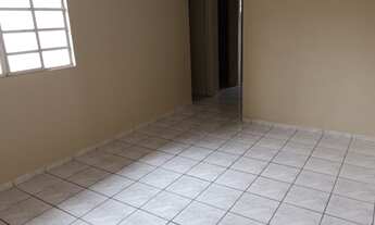 Imagem: 2 dormitórios, 1 banheiros, 1 vaga na garagem